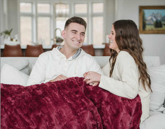 The Ultimate Guide to Wedding Gifts: Best Blankets for Newlyweds
