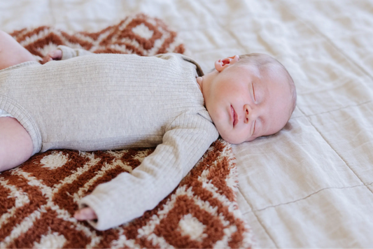 Sweet Swaddling: How to Choose Baby Swaddle Blankets for Comfort and Care