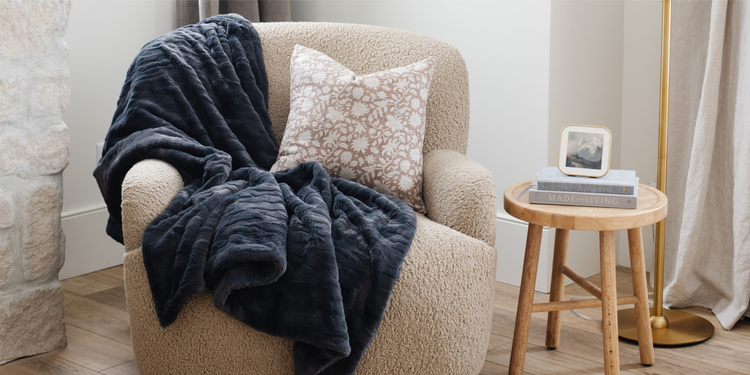 THROW BLANKETS - Saranoni