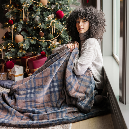 GRAND FAUX FUR XL THROW BLANKETS