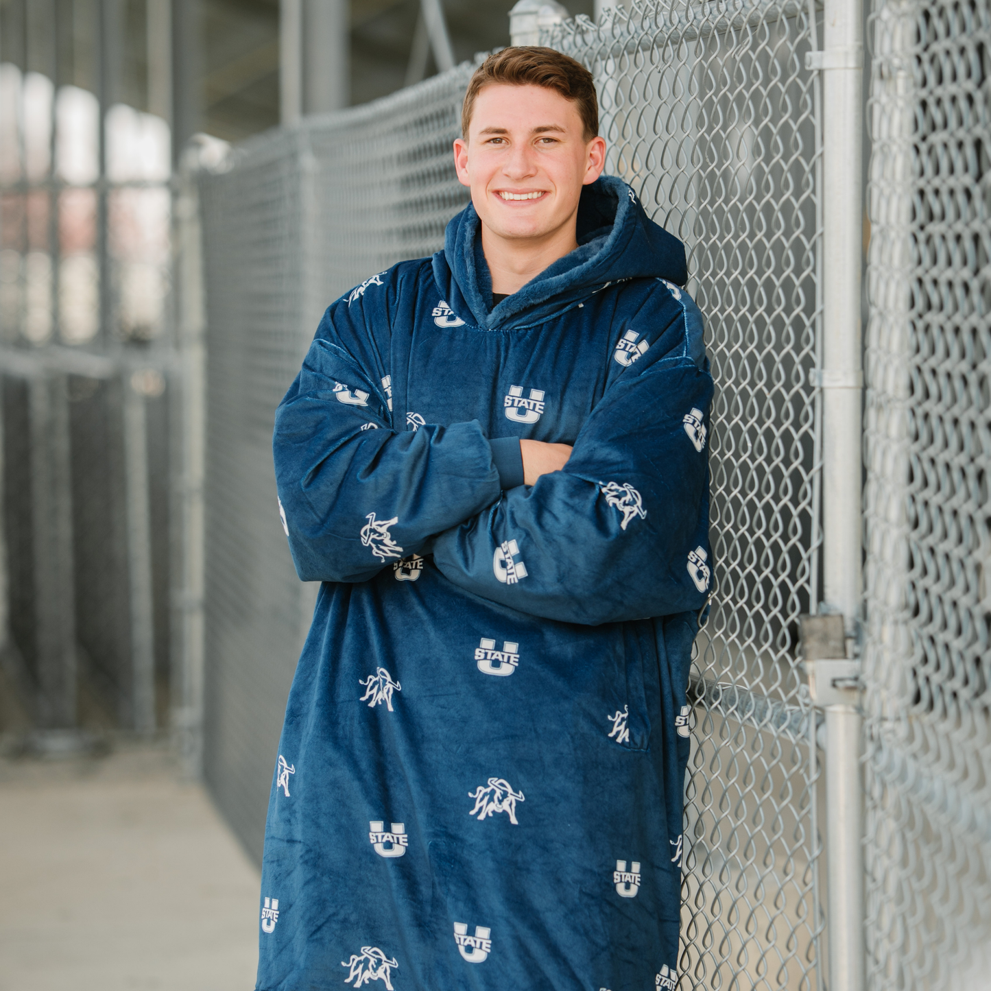UNIVERSITY SNUGGLER