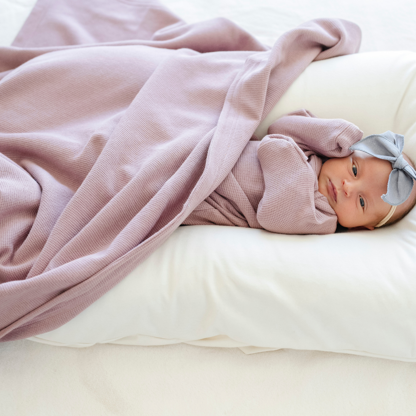 STRETCHY WAFFLE KNIT RECEIVING BLANKETS