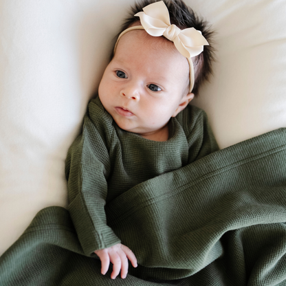 STRETCHY WAFFLE KNIT RECEIVING BLANKETS