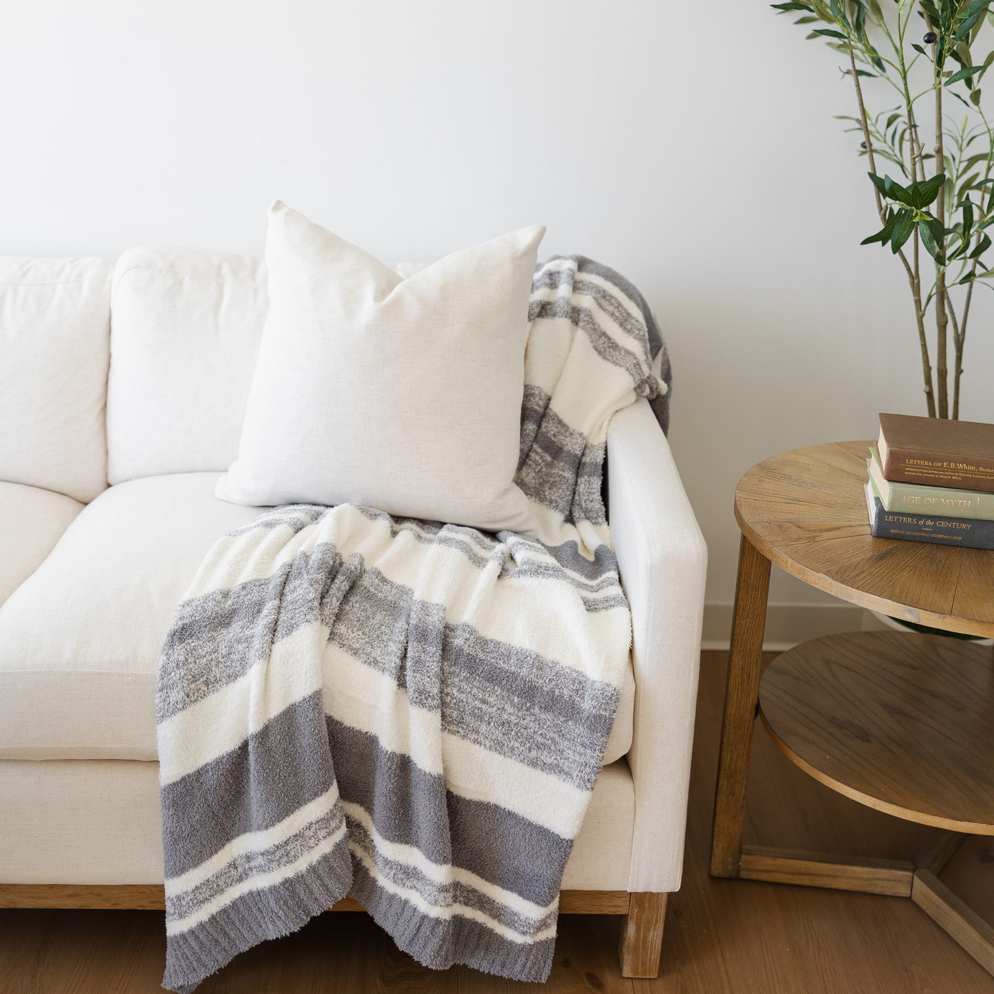 LIMITED EDITION BAMBONI® BLANKETS