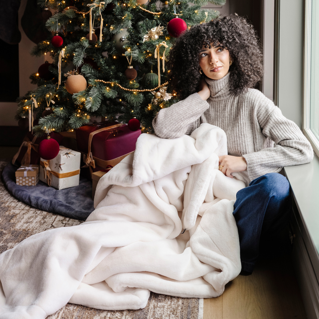 GRAND FAUX FUR XL THROW BLANKETS