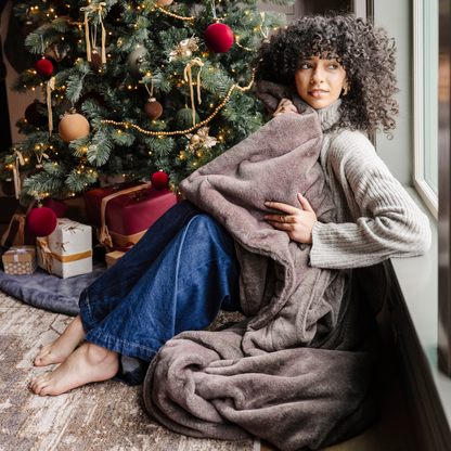 GRAND FAUX FUR XL THROW BLANKETS