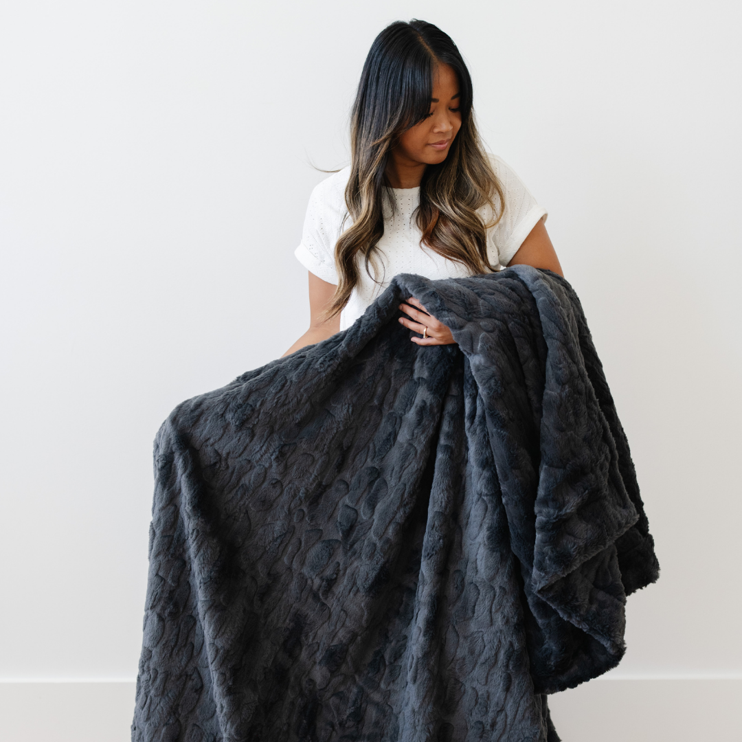 Saranoni Throw Blanket - Thumbnail 5