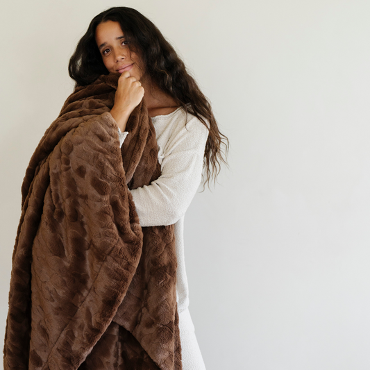 じゅんじゅん　BLANKET LIKE FAKE MOUTON COAT Toscana Real Sheep Fur Silk Lined Blanket | JG SWITZER – JG Switzer