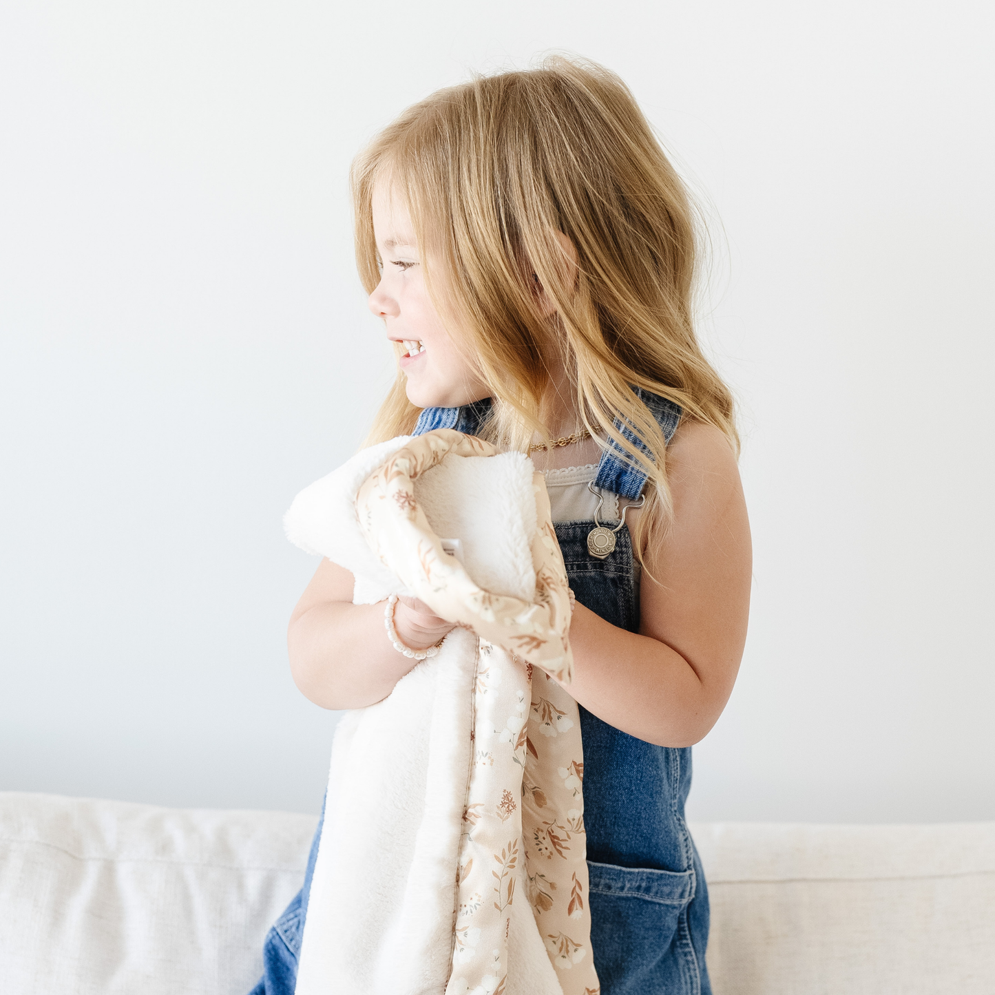 SATIN BORDER MINI BLANKETS