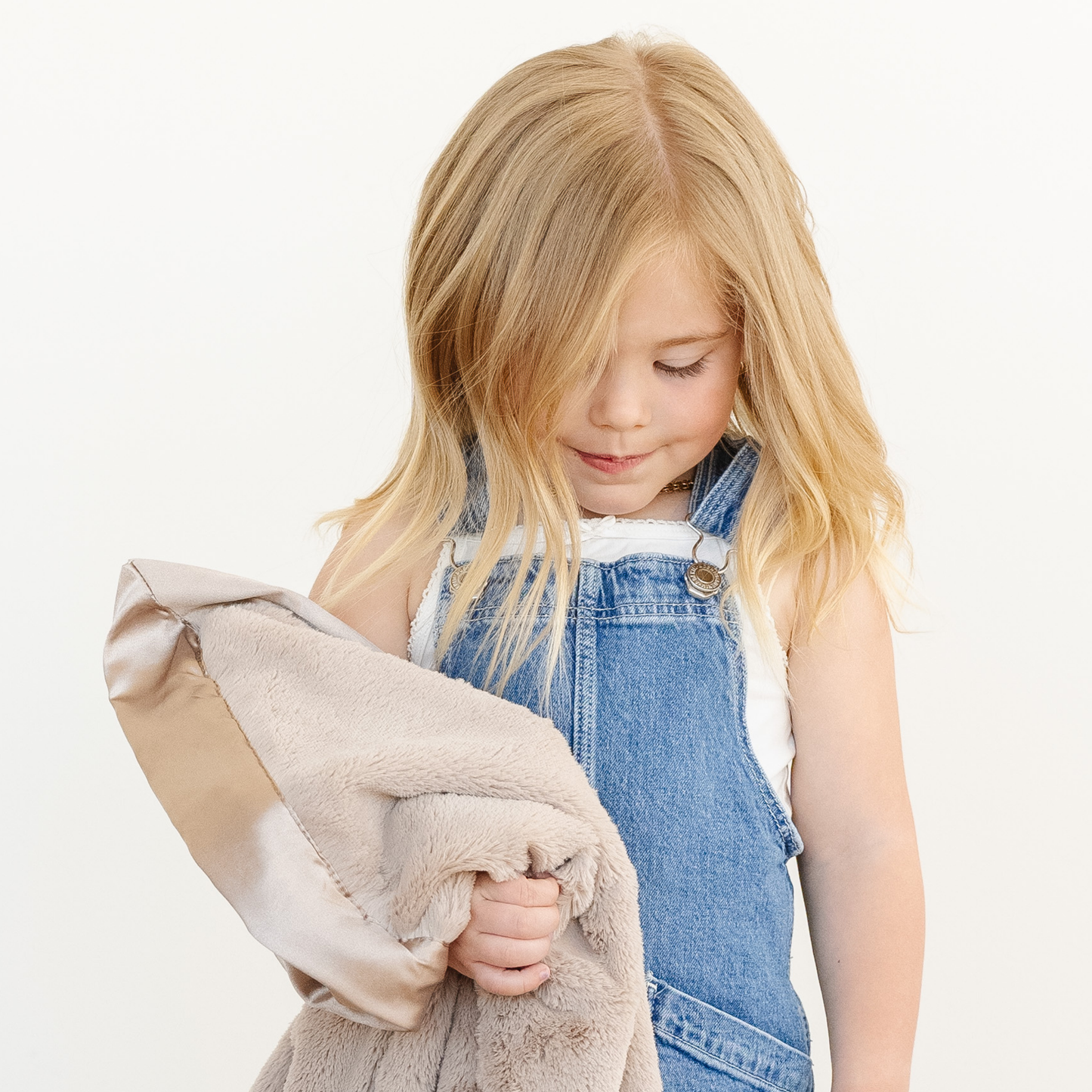 SATIN BORDER MINI BLANKETS