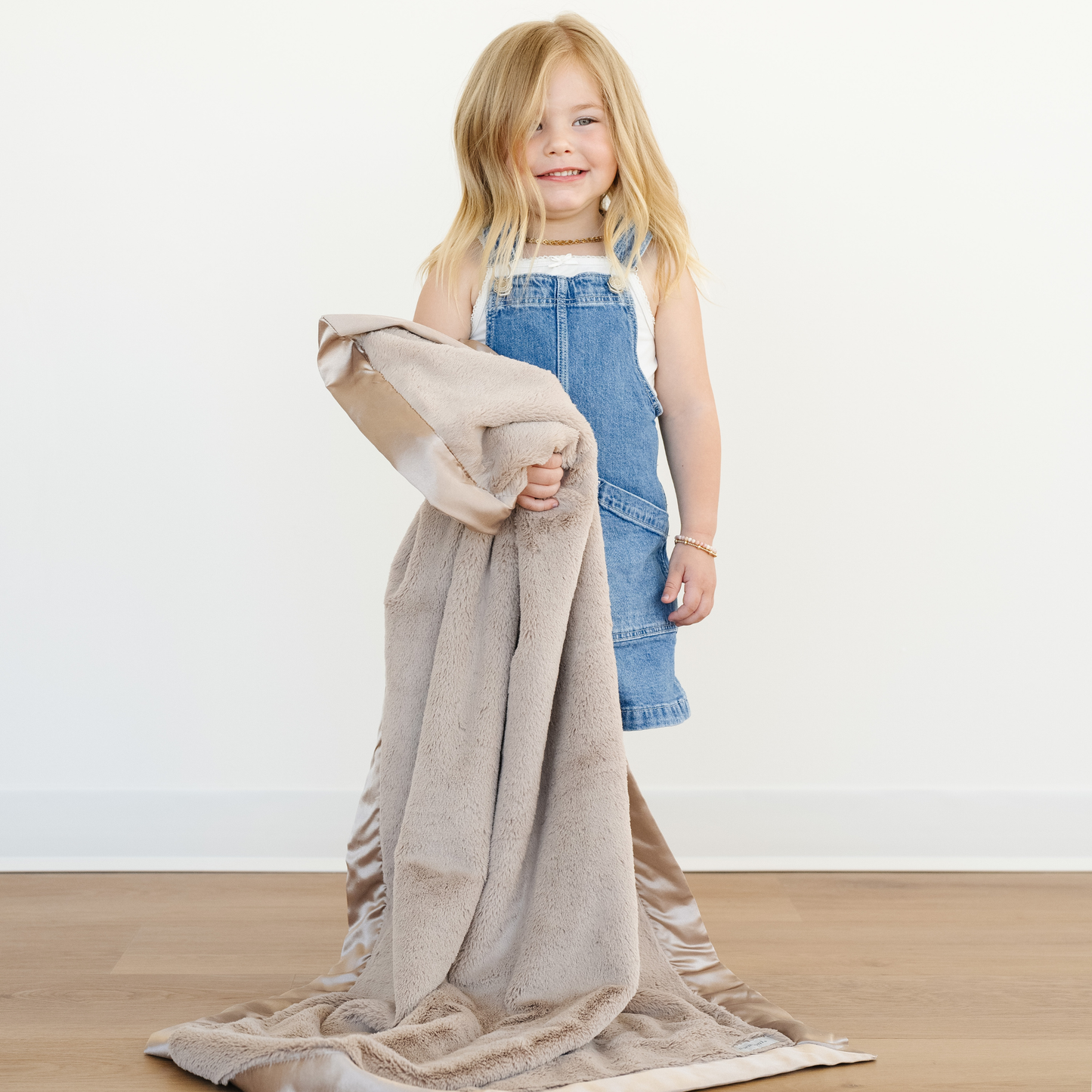 SATIN BORDER RECEIVING BLANKETS