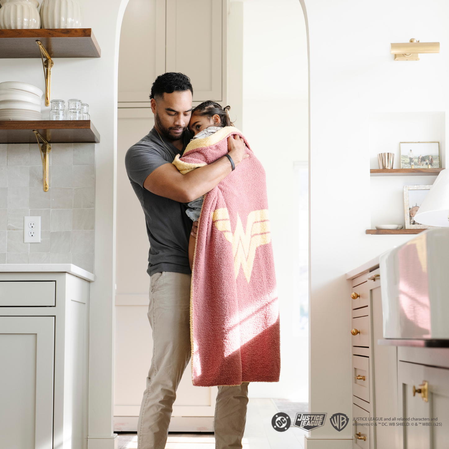 Wonder Woman™ Double-Layer Bamboni®