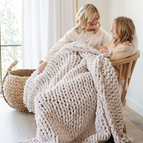 Buy Chunky Knit Blankets online at LINENS & HUTCH