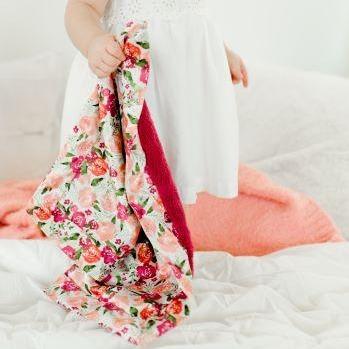Raspberry Floral Satin Back Mini Blanket - Saranoni